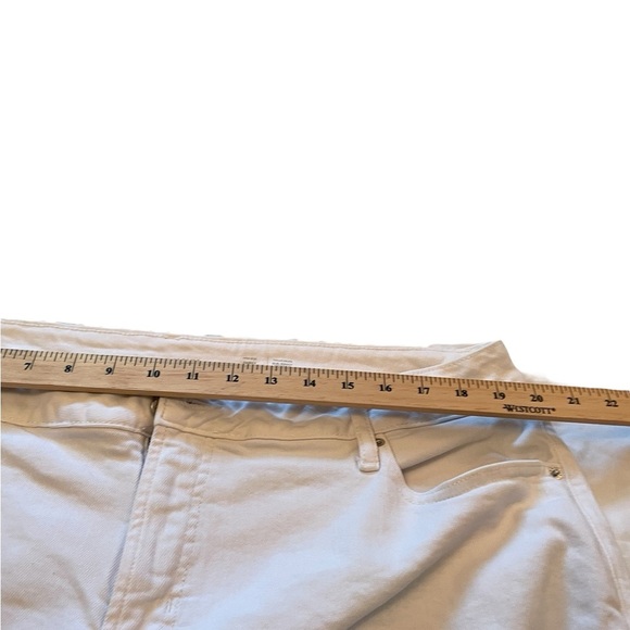 Old Navy High Rise Curvy O.G.Straight Ankle Jean- Size 20-Calla Lily Color - Picture 4 of 8